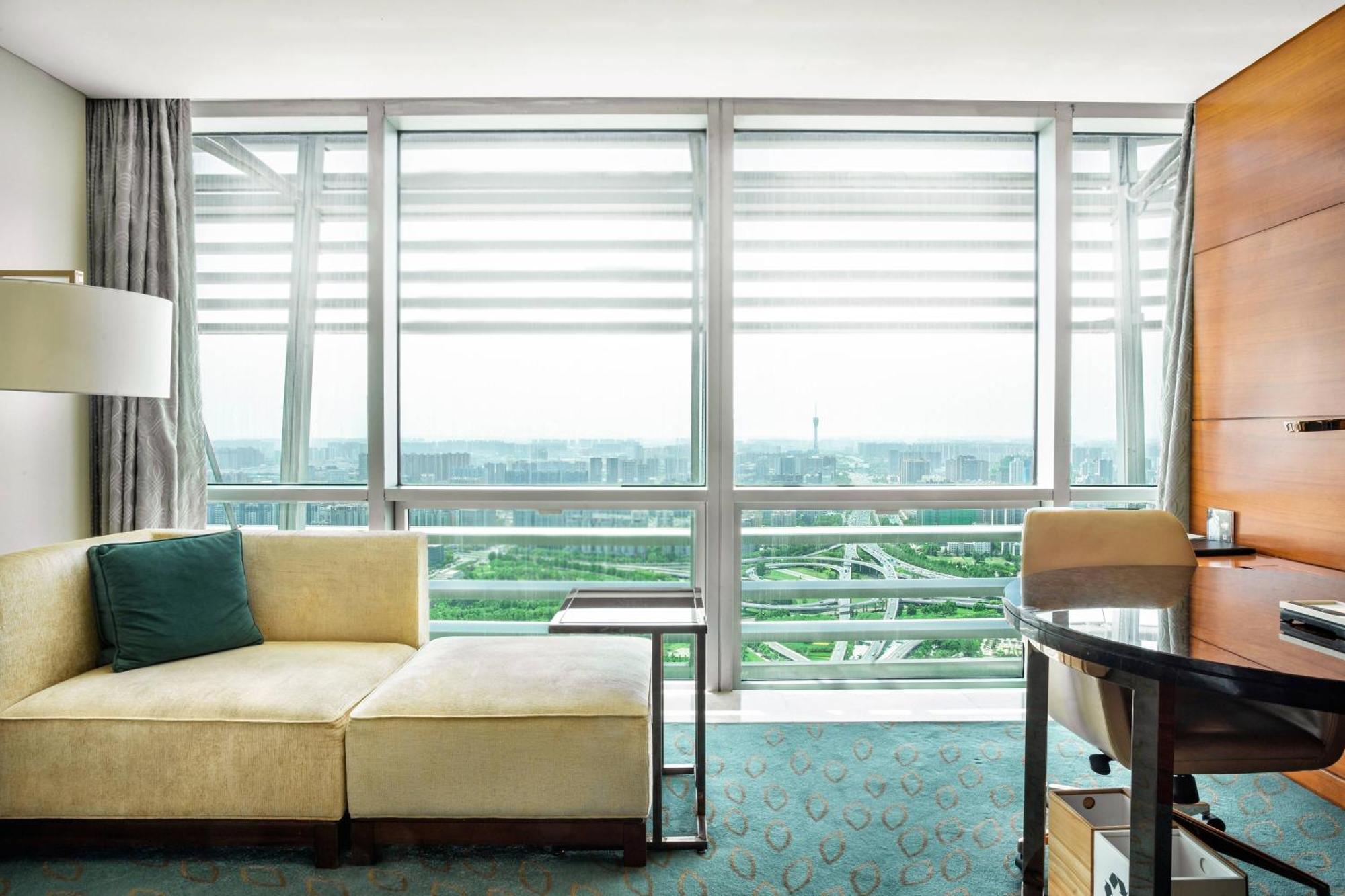 Jw Marriott Hotel Zhengzhou Exterior photo